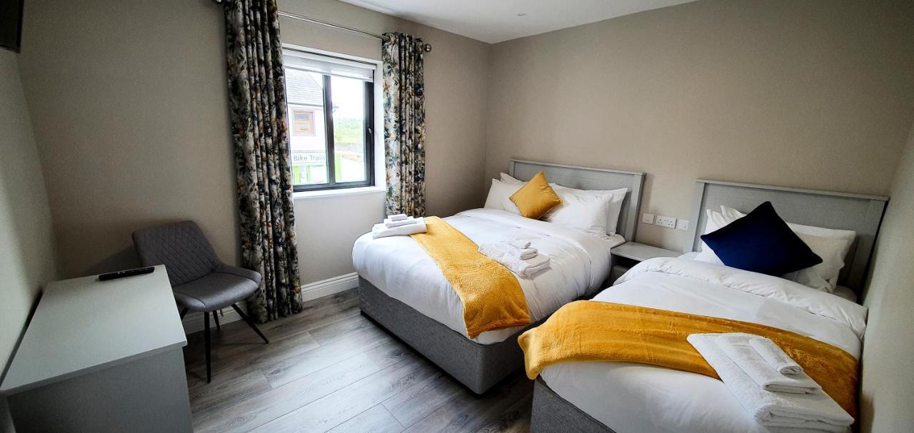 The Leitrim Inn And Blueway Lodge County Leitrim 외부 사진