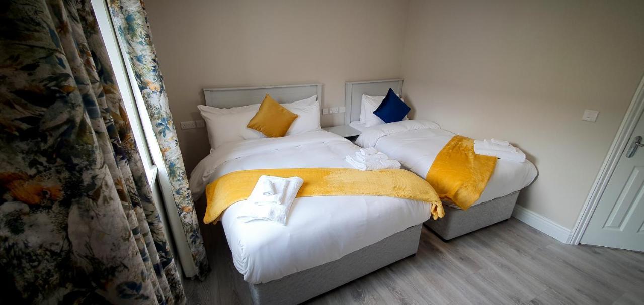 The Leitrim Inn And Blueway Lodge County Leitrim 외부 사진